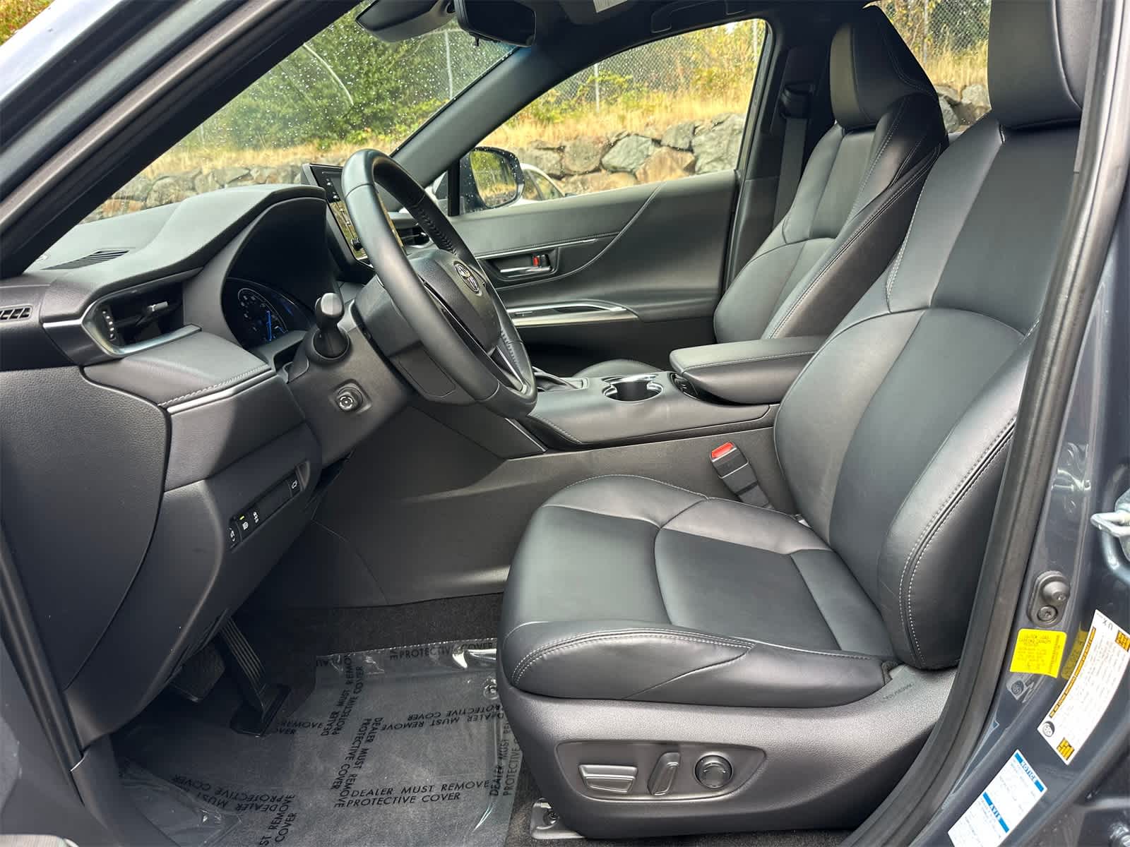 Thumbnail: 2022 Toyota Venza - 14