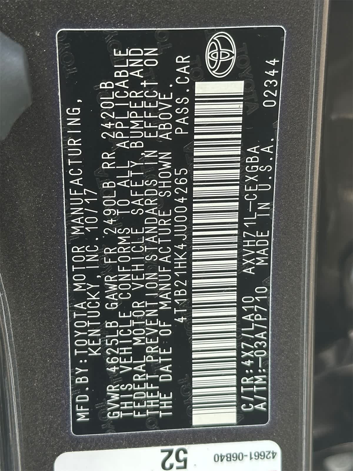 2018 Toyota Camry XLE 28