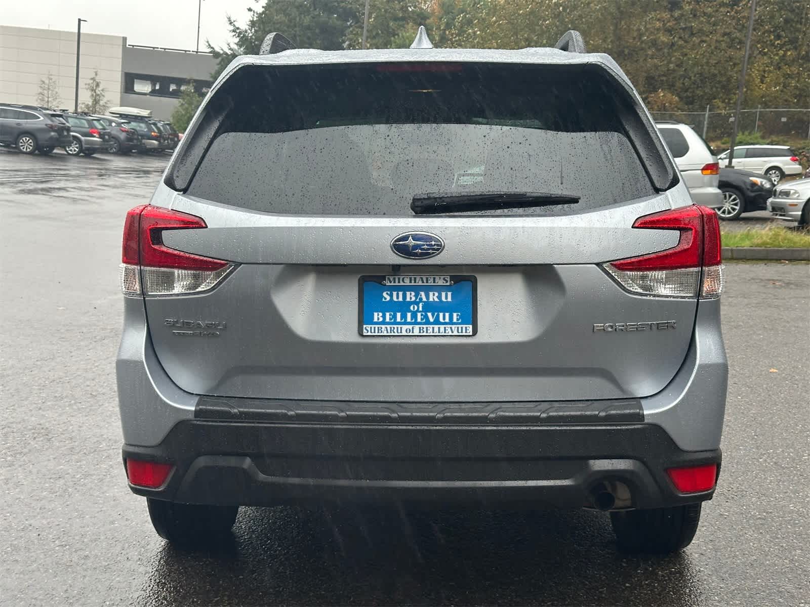 2021 Subaru Forester Premium photo 3