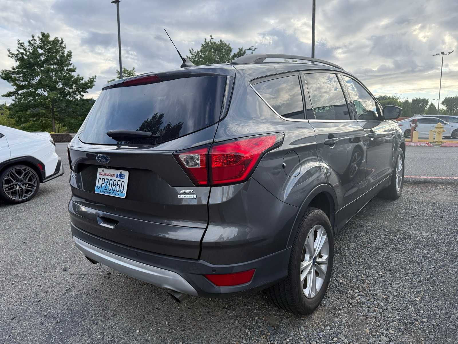 Thumbnail: 2019 Ford Escape - 3