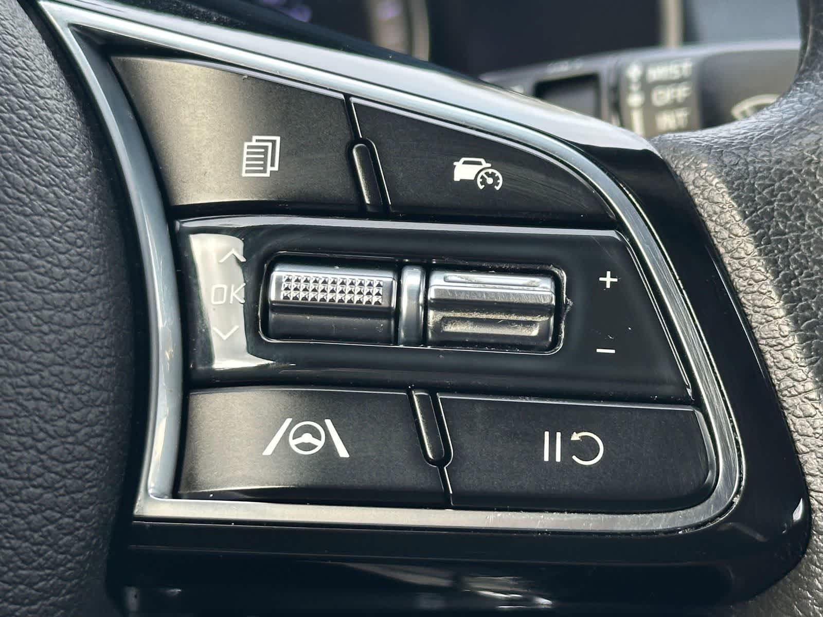 Thumbnail: 2022 Kia Forte - 23