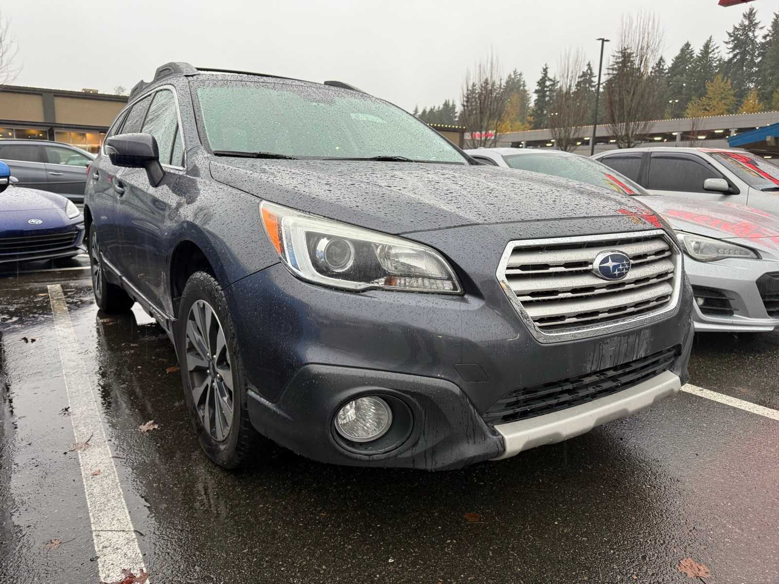 2015 Subaru Outback 3.6R Limited photo 4