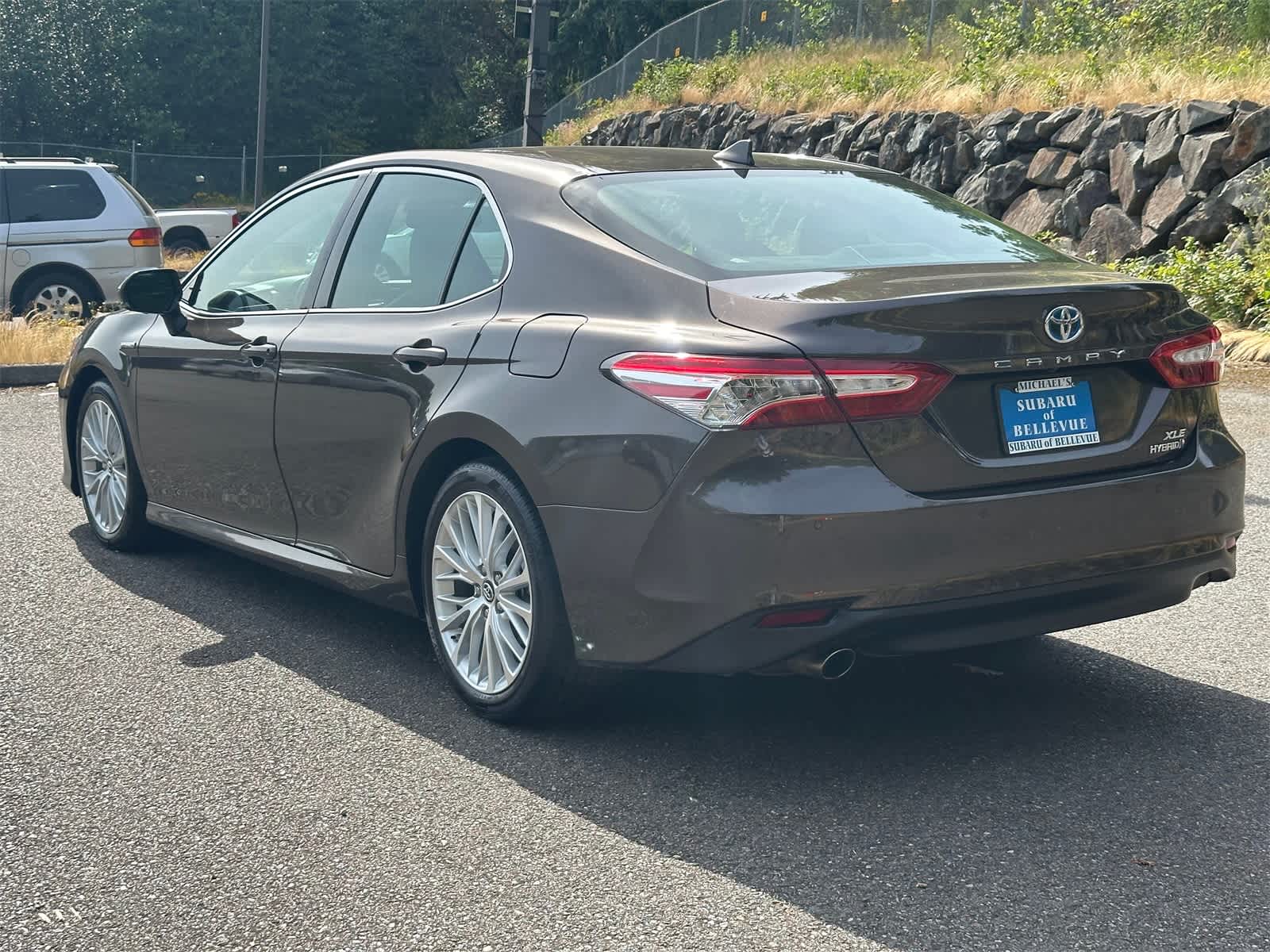 2018 Toyota Camry XLE 3