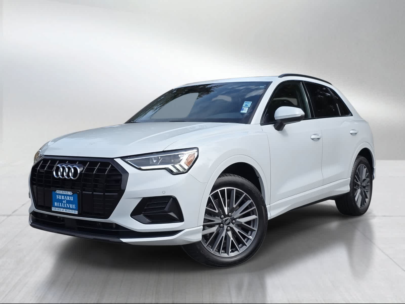 2023 Audi Q3 Premium