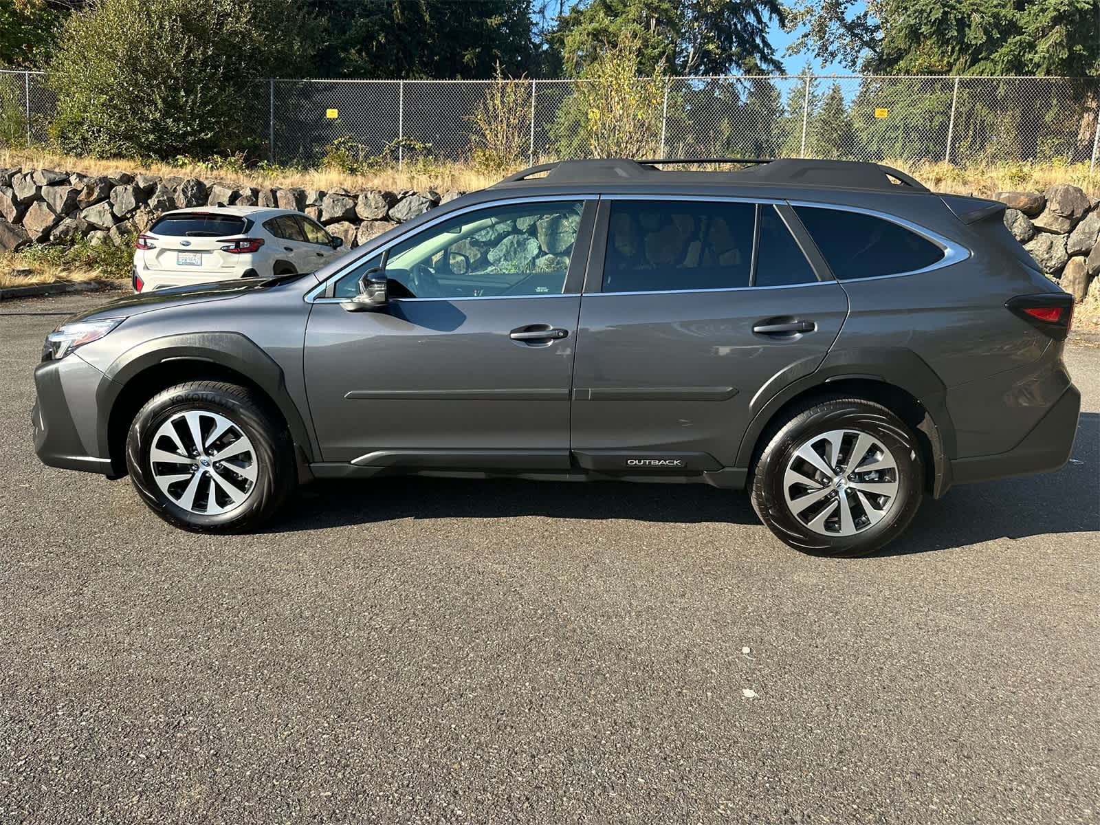 2025 Subaru Outback Premium photo 2