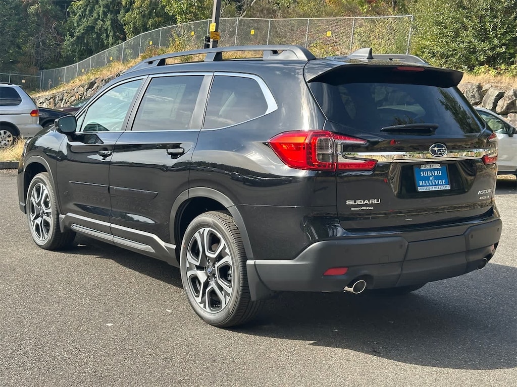 New 2025 Subaru Ascent Limited 7-Passenger SUV