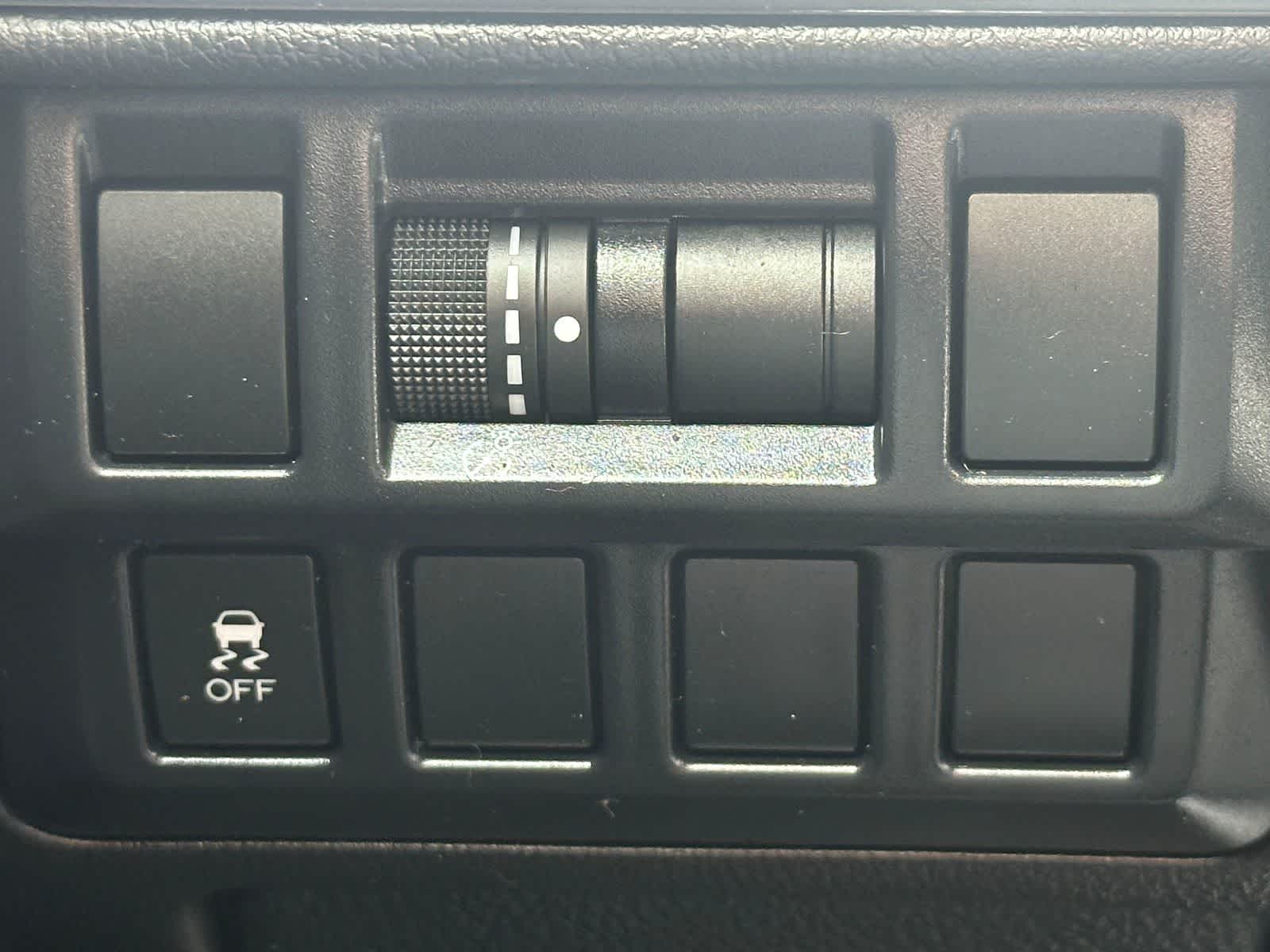 Thumbnail: 2015 Subaru Outback - 21