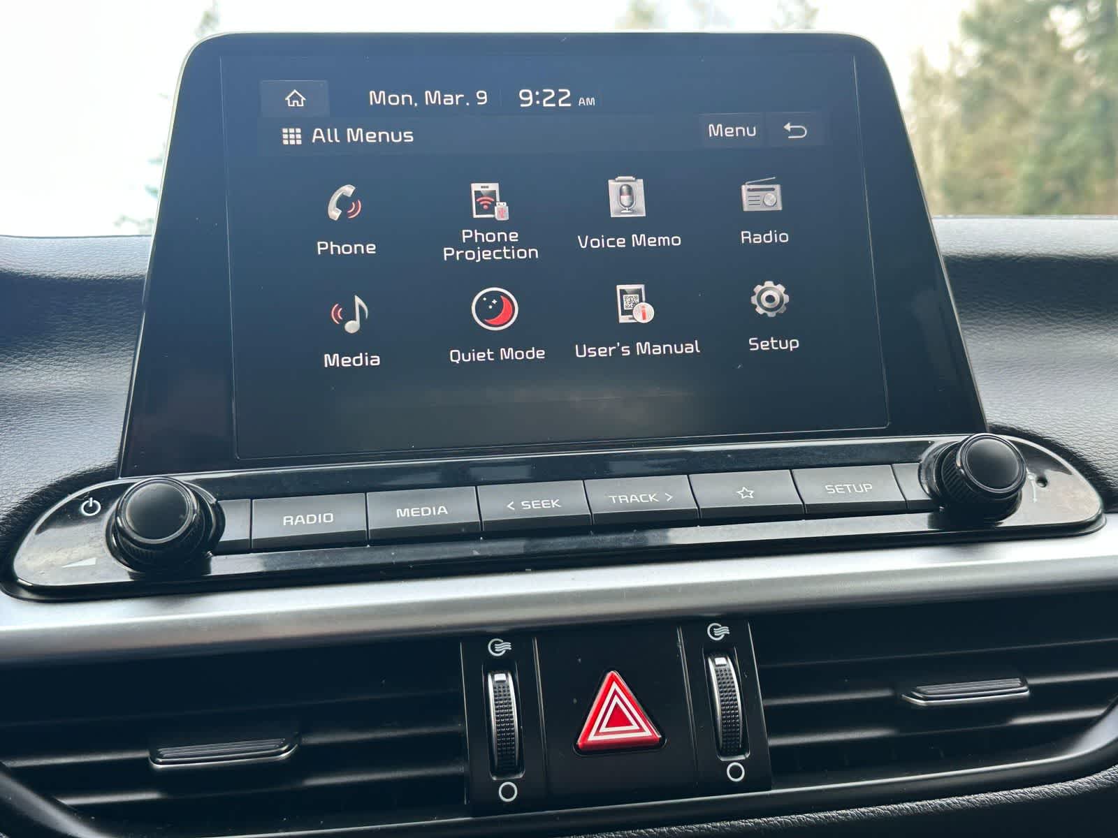 Thumbnail: 2022 Kia Forte - 17