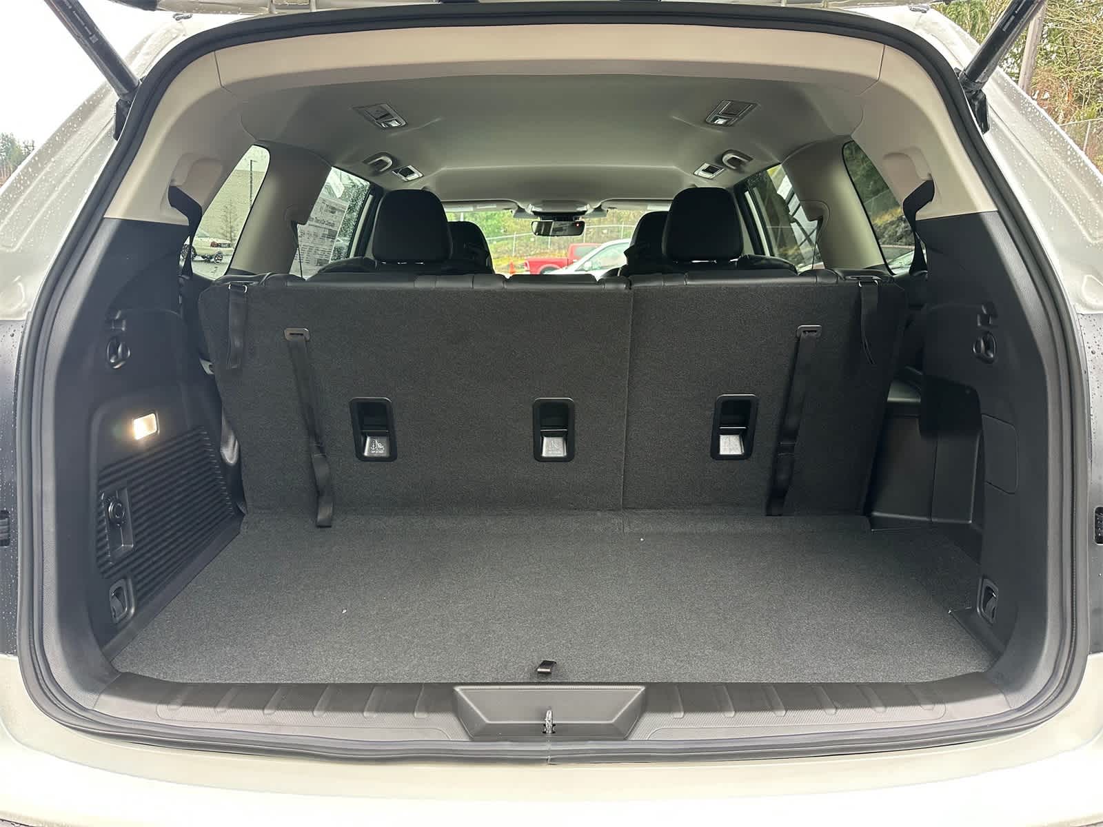 Thumbnail: 2026 Subaru Ascent - 27