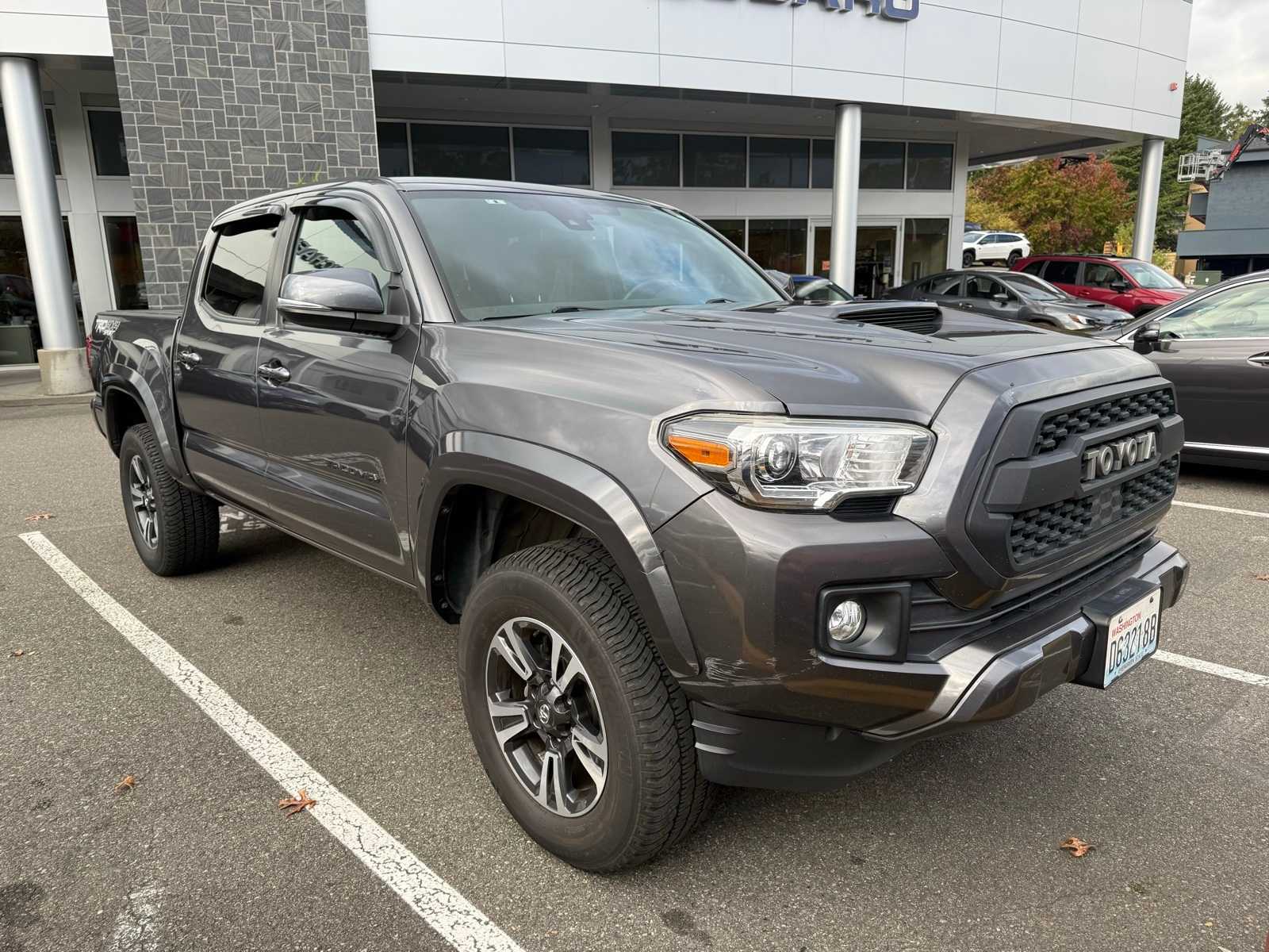 2019 Toyota Tacoma TRD Sport V6 photo 4