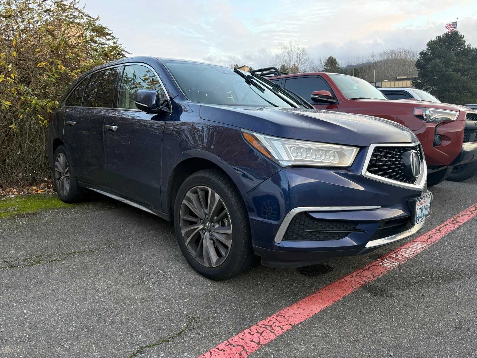 Thumbnail: 2017 Acura MDX - 3