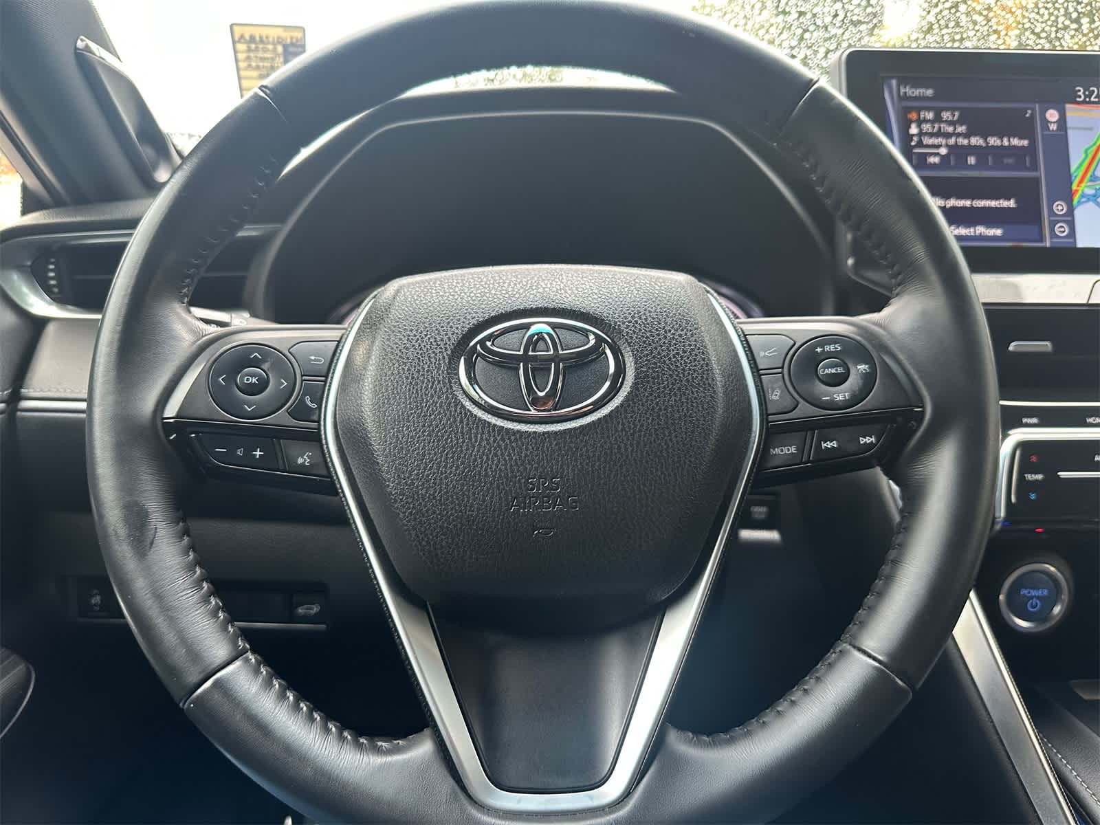 Thumbnail: 2022 Toyota Venza - 15