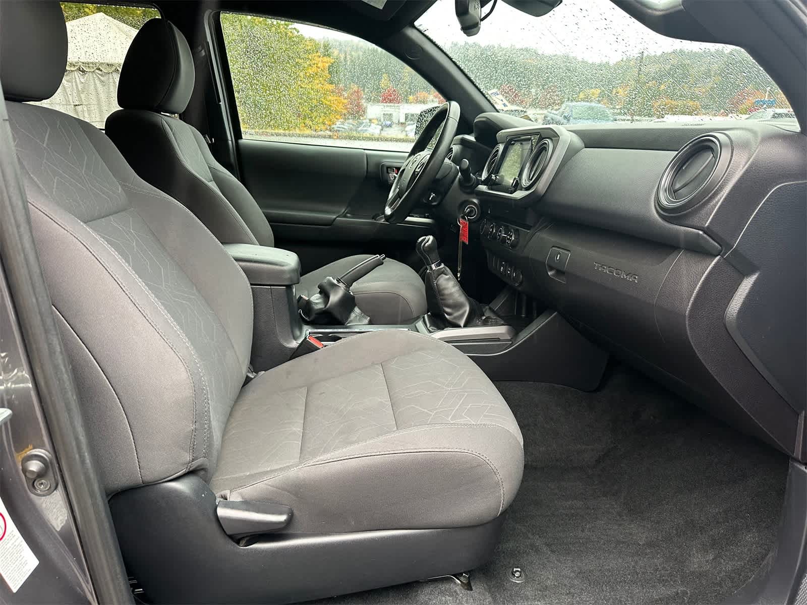 Thumbnail: 2019 Toyota Tacoma - 13