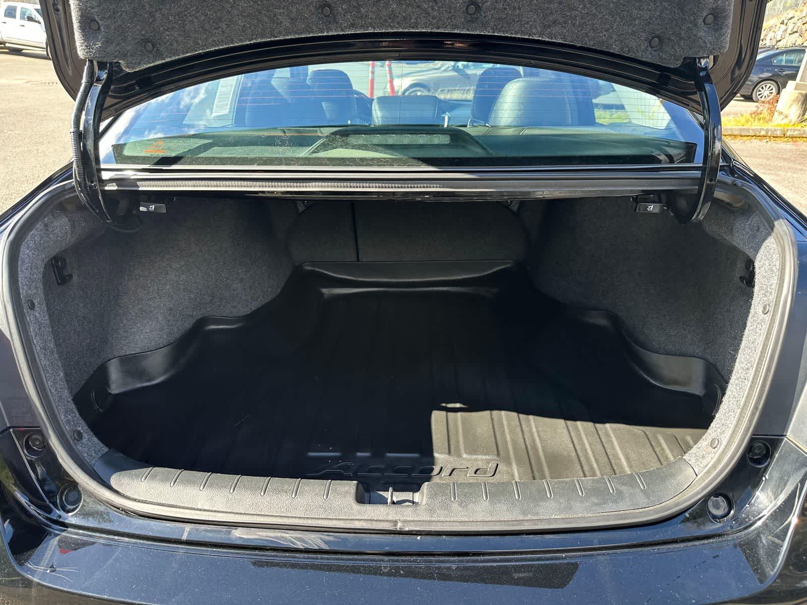 Thumbnail: 2016 Honda Accord - 26