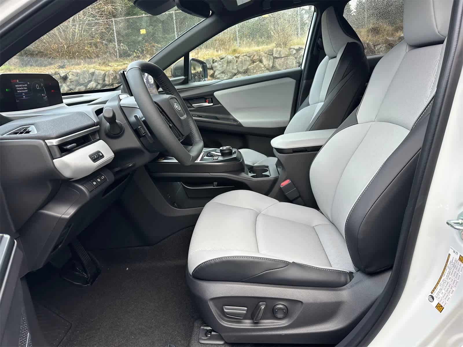 Thumbnail: 2026 Subaru Solterra - 15