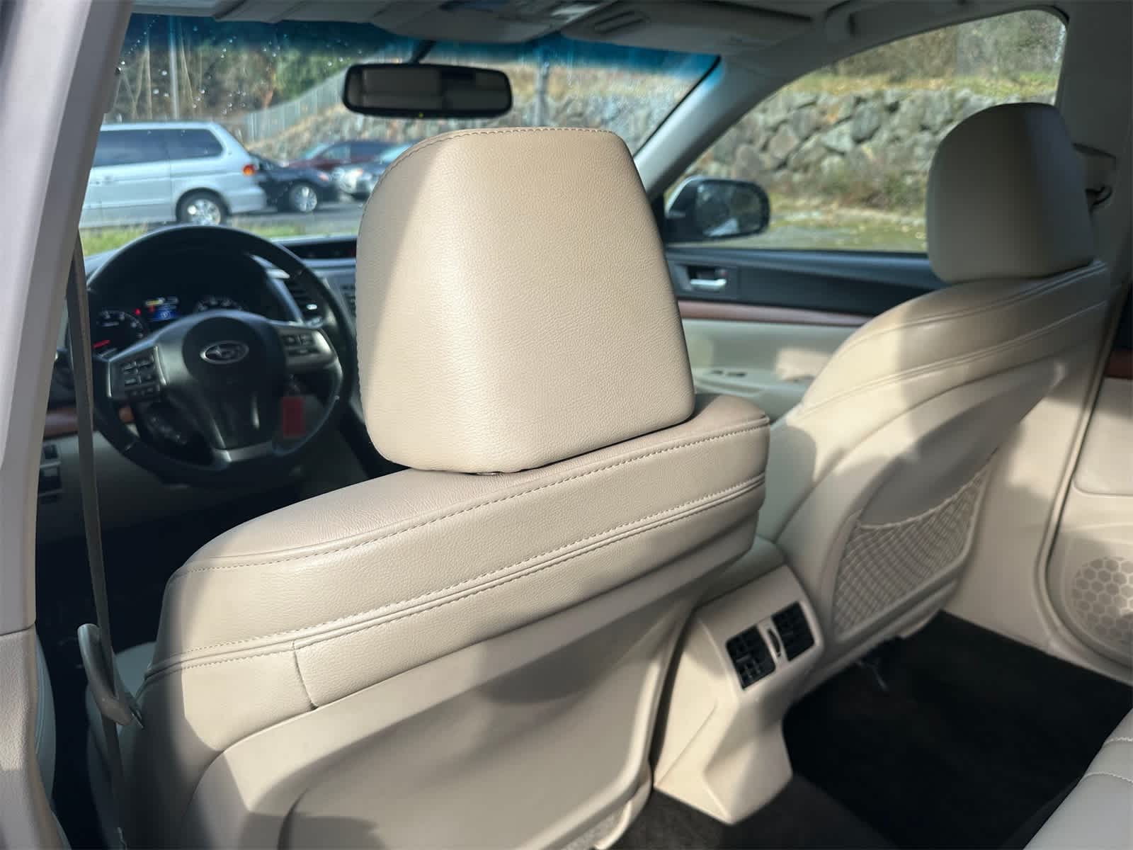 Thumbnail: 2014 Subaru Outback - 10