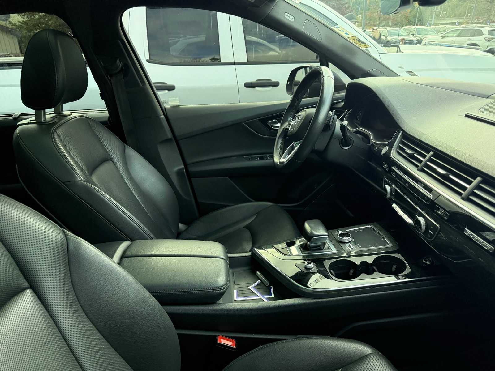 Thumbnail: 2018 Audi Q7 - 7