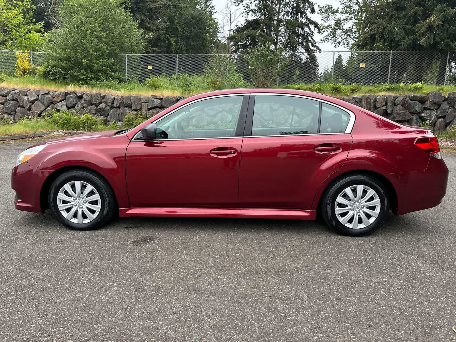 Thumbnail: 2010 Subaru Legacy - 2