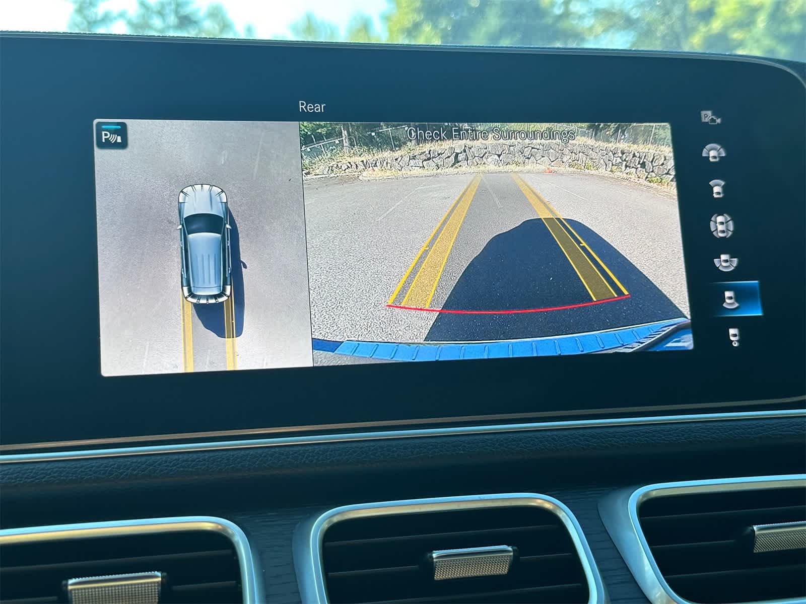 Thumbnail: 2021 Mercedes-Benz GLE - 18