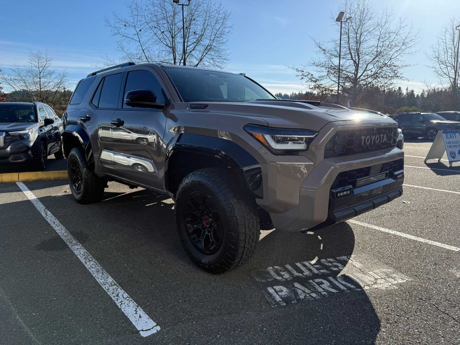 Thumbnail: 2025 Toyota 4Runner - 4