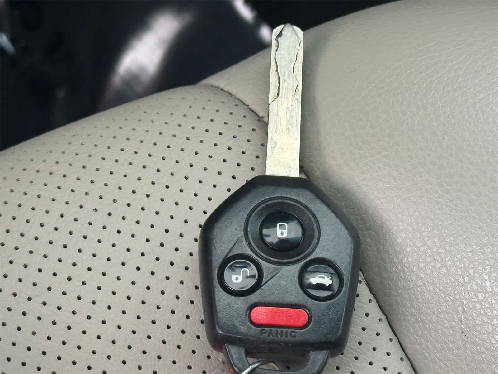 Thumbnail: 2013 Subaru Outback - 26