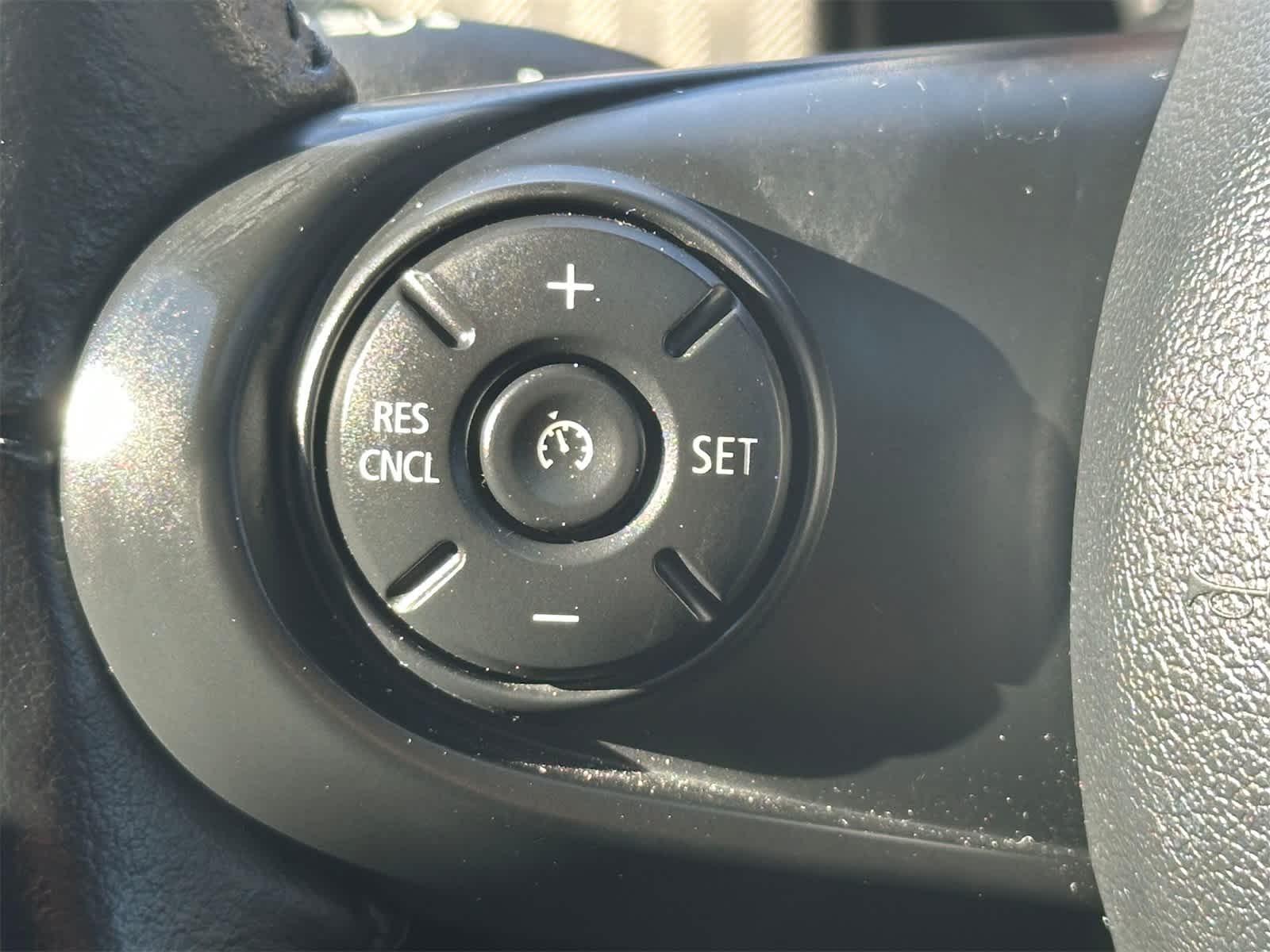 Thumbnail: 2017 MINI Cooper Clubman - 24