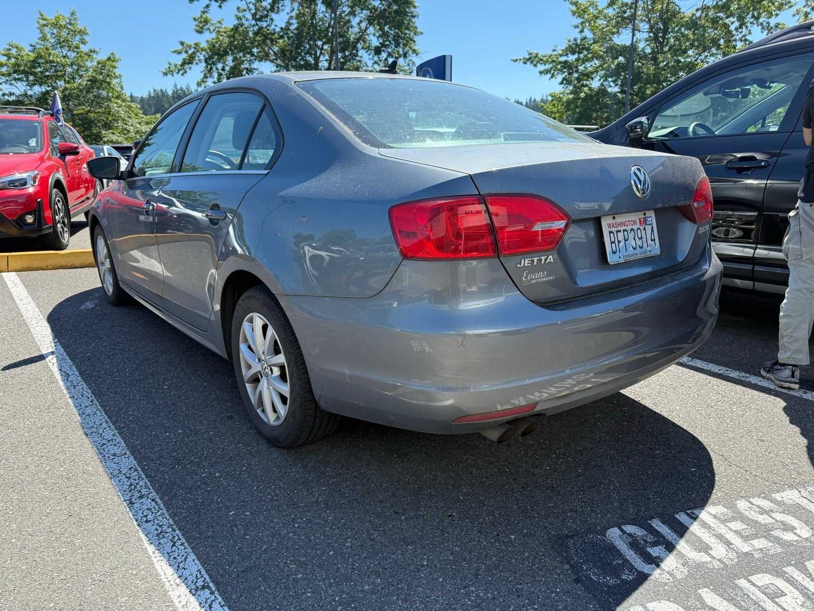 Thumbnail: 2013 Volkswagen Jetta - 2