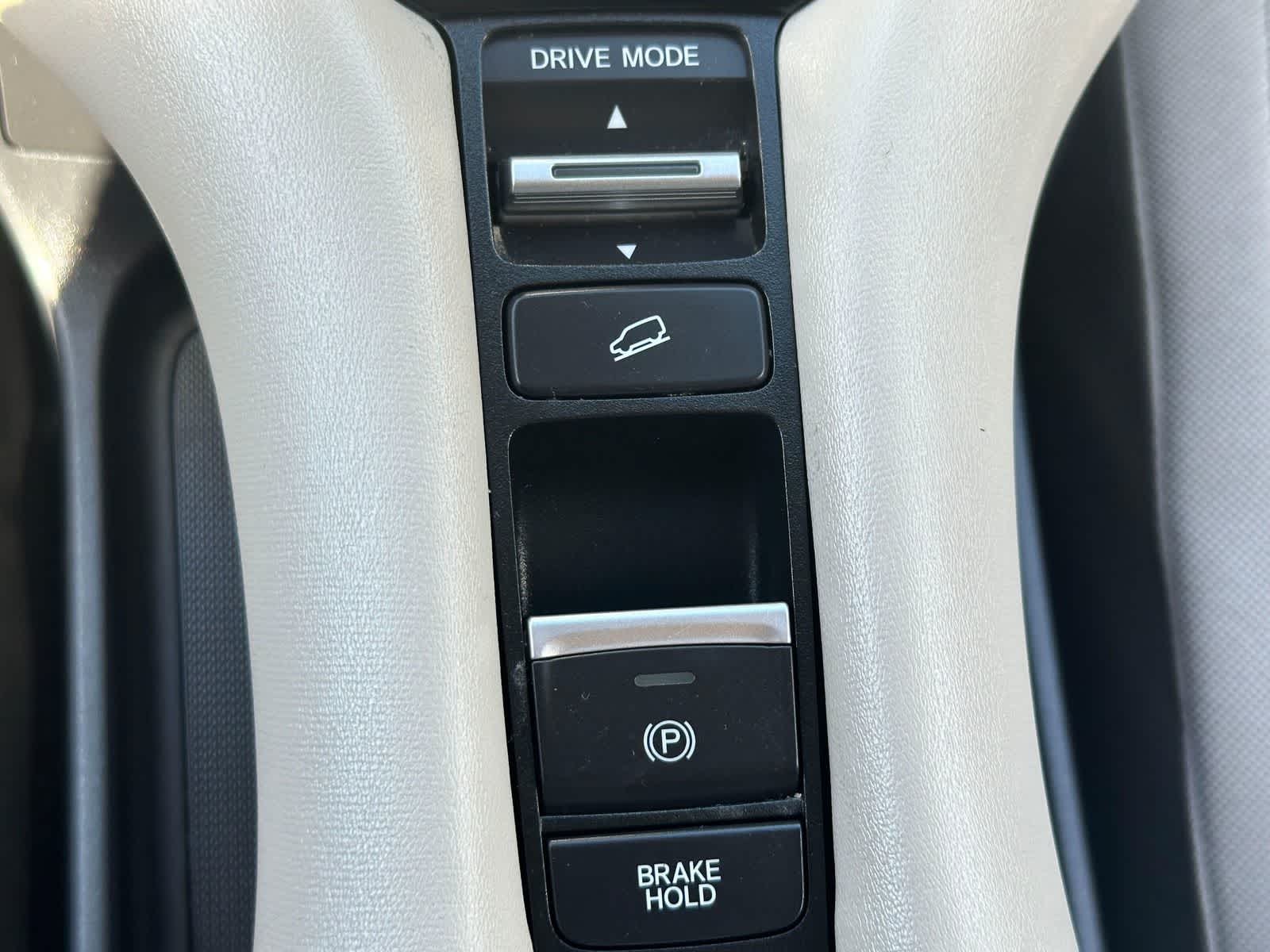 Thumbnail: 2024 Honda HR-V - 20