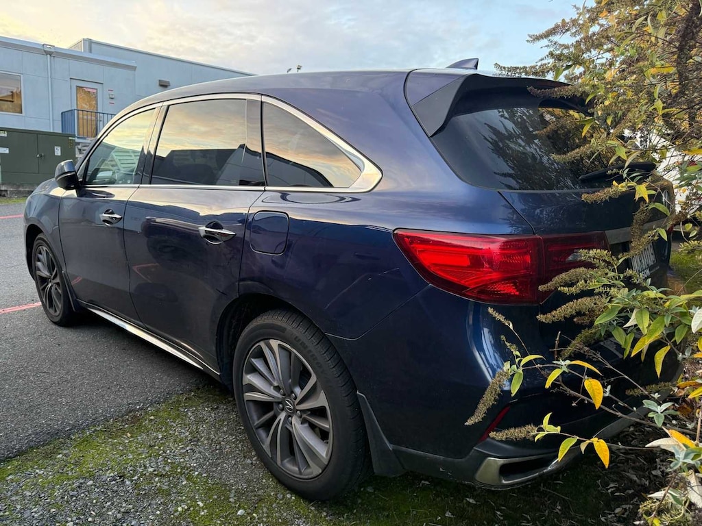 Used 2017 Acura MDX V6 SH-AWD with Technology & Entertainment Packages SUV