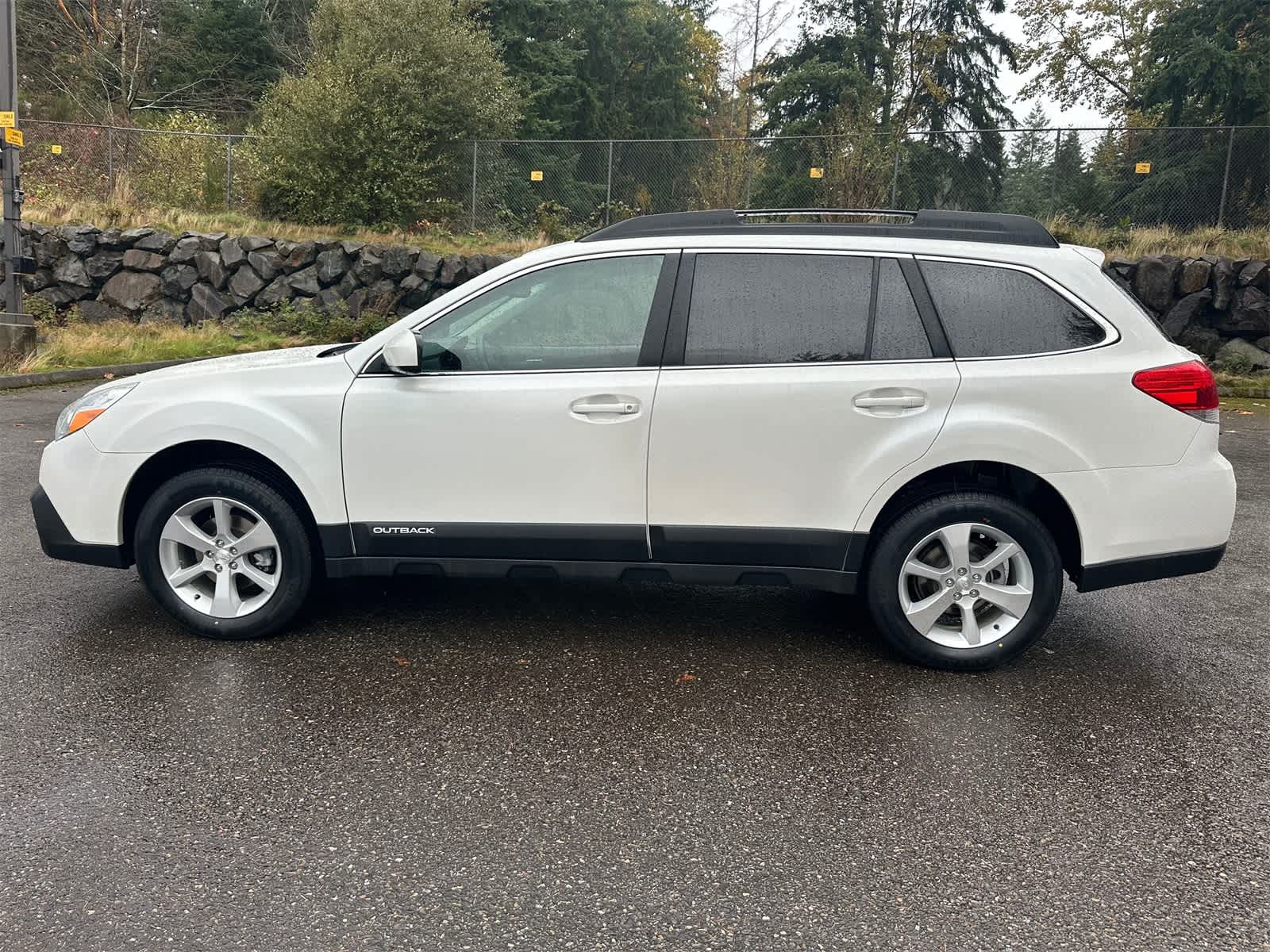 Thumbnail: 2013 Subaru Outback - 2