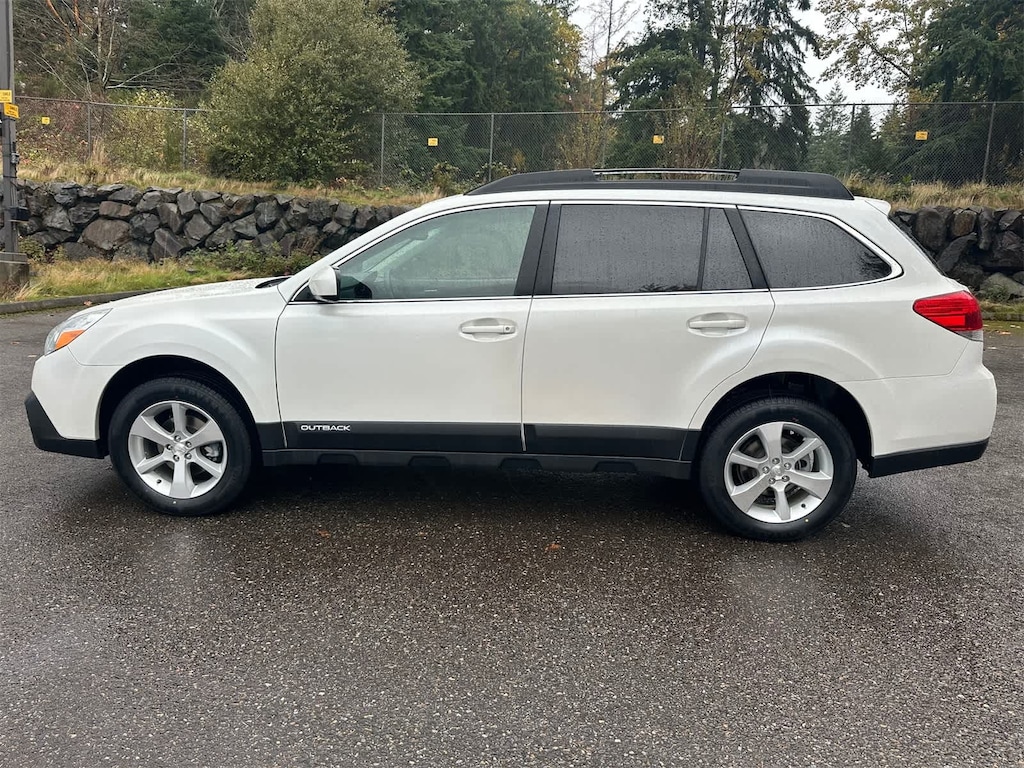Used 2013 Subaru Outback 2.5i Limited (CVT) SUV