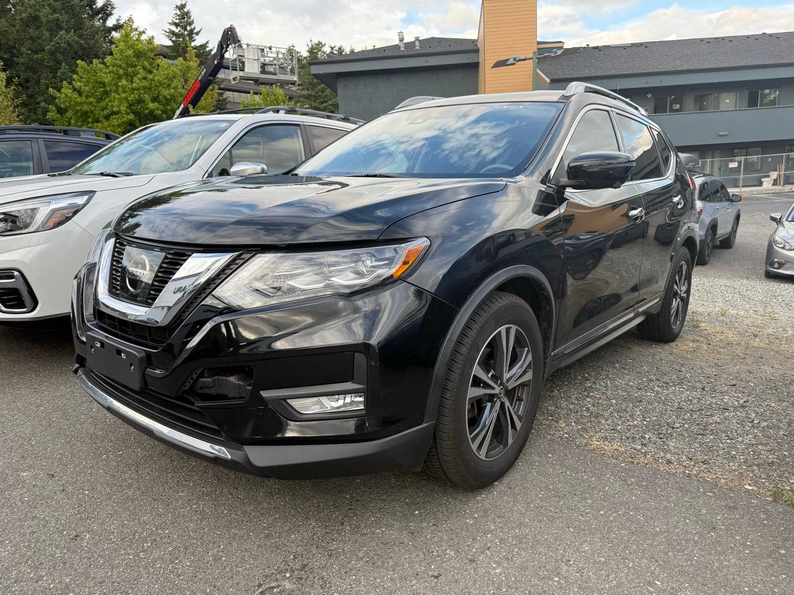 Thumbnail: 2017 Nissan Rogue - 1