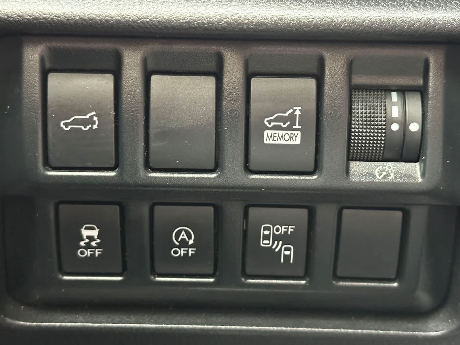 Thumbnail: 2020 Subaru Forester - 27