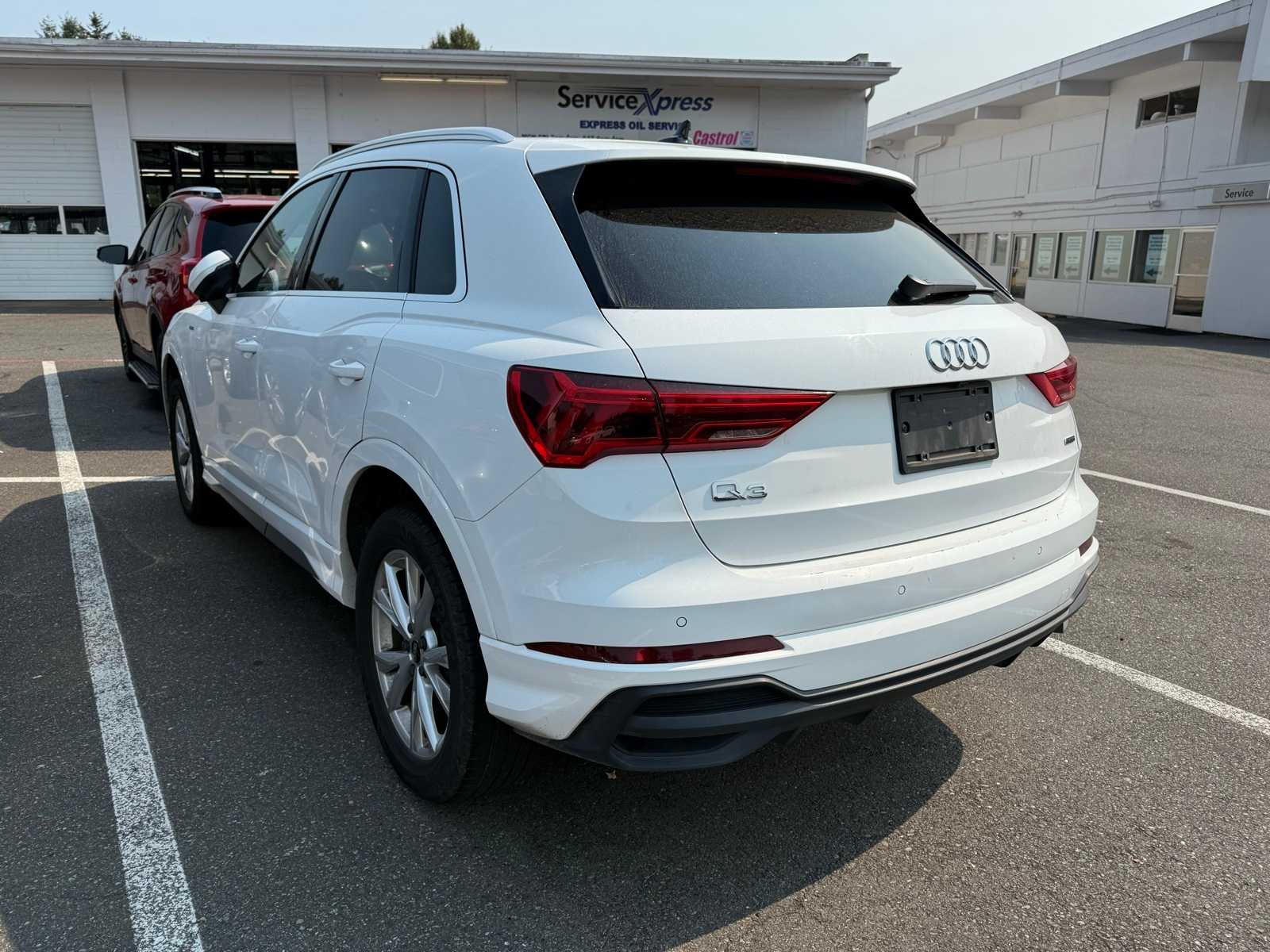 Thumbnail: 2023 Audi Q3 - 2