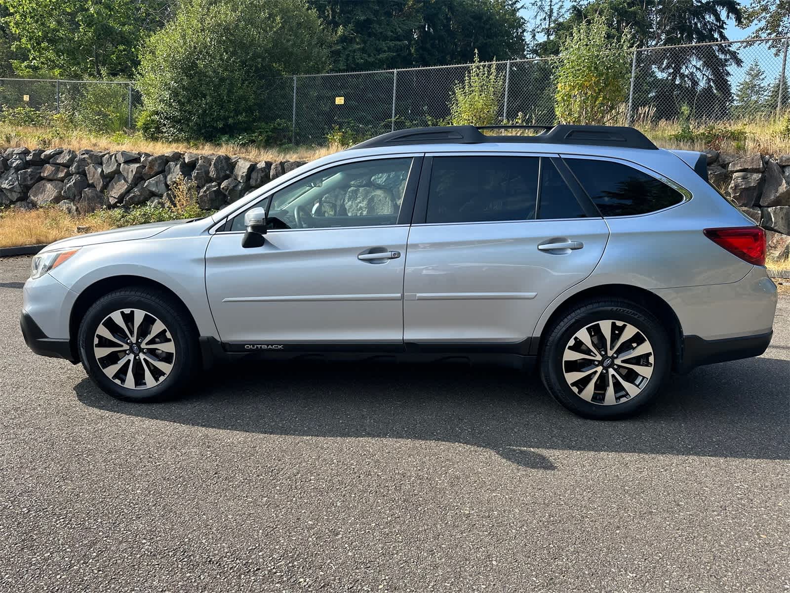Thumbnail: 2017 Subaru Outback - 2