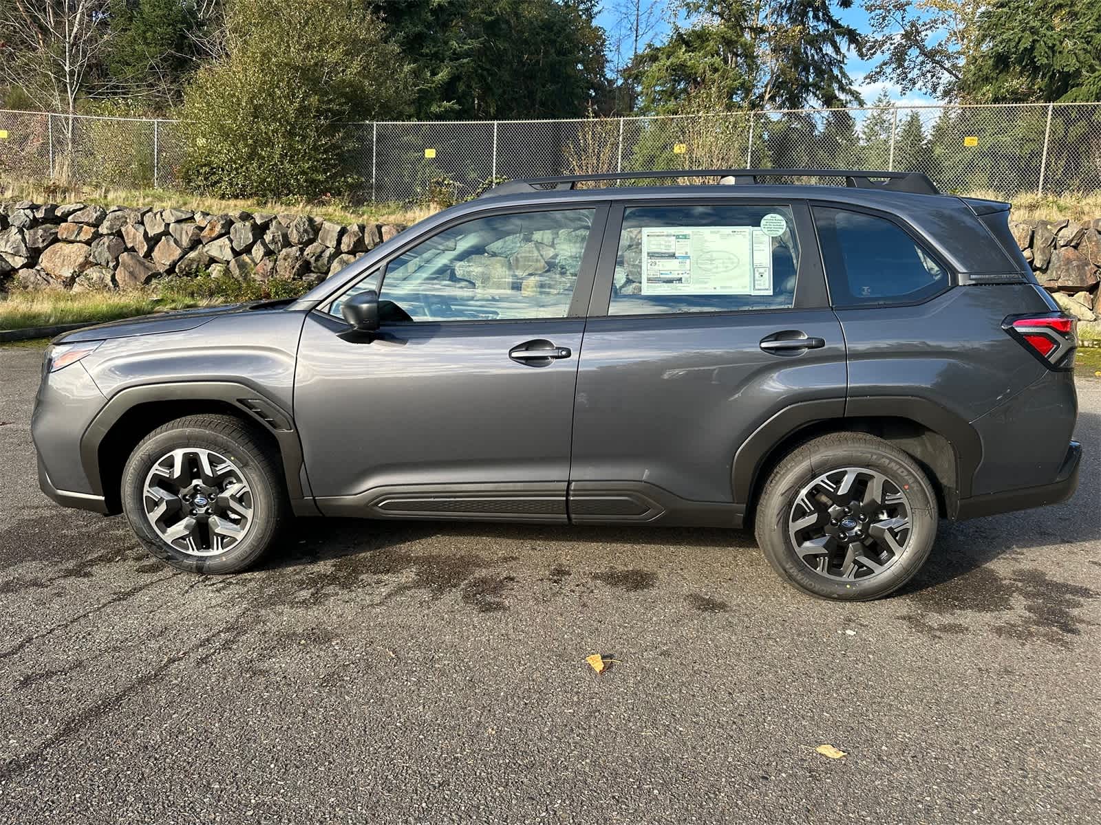 2025 Subaru Forester Base photo 2