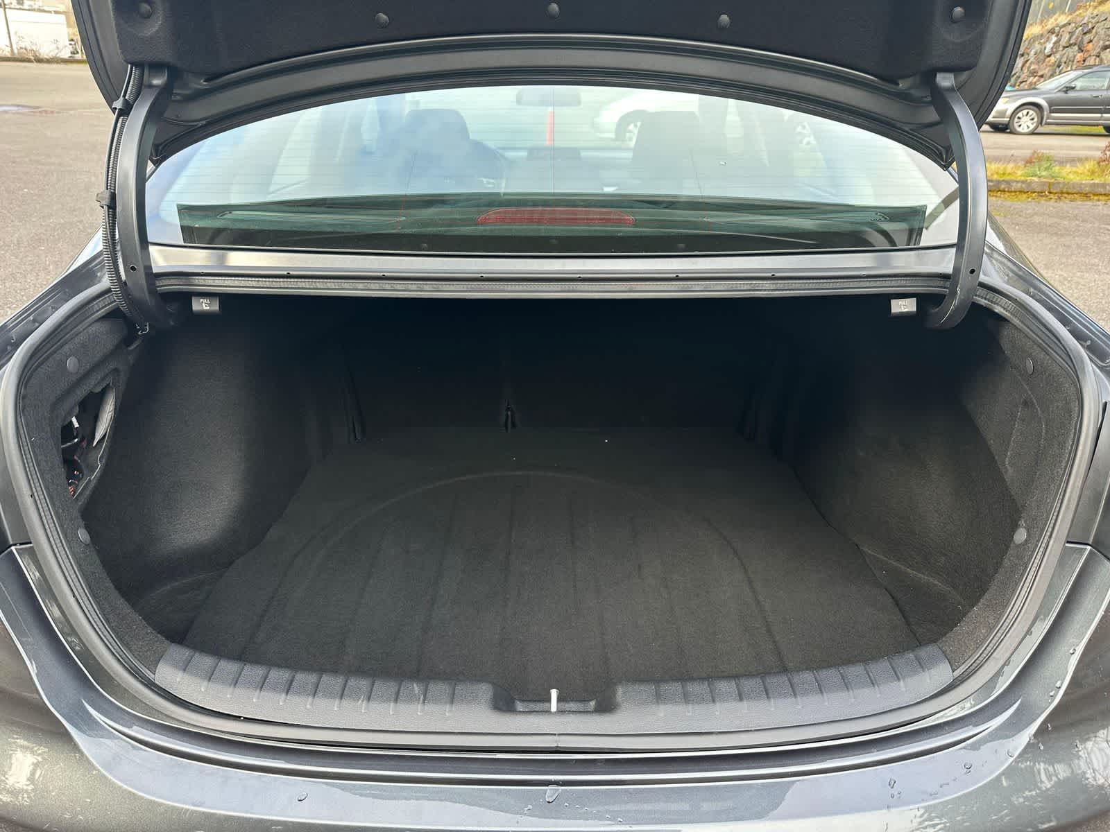 Thumbnail: 2022 Kia Forte - 25