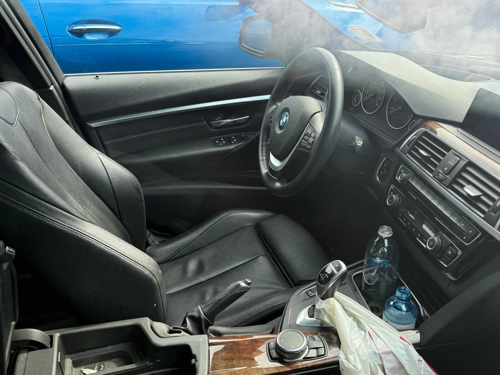 Thumbnail: 2016 BMW 3 Series - 6