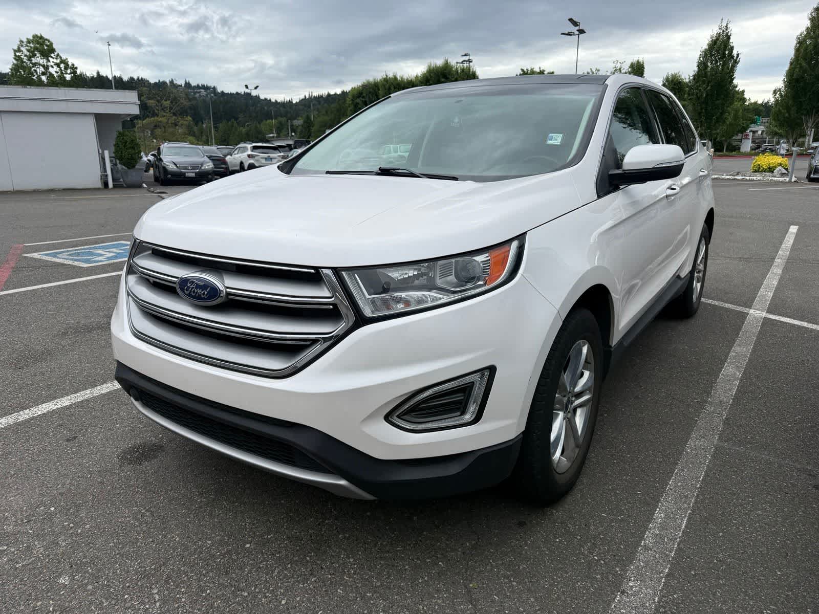 2018 Ford Edge SEL AWD's photo