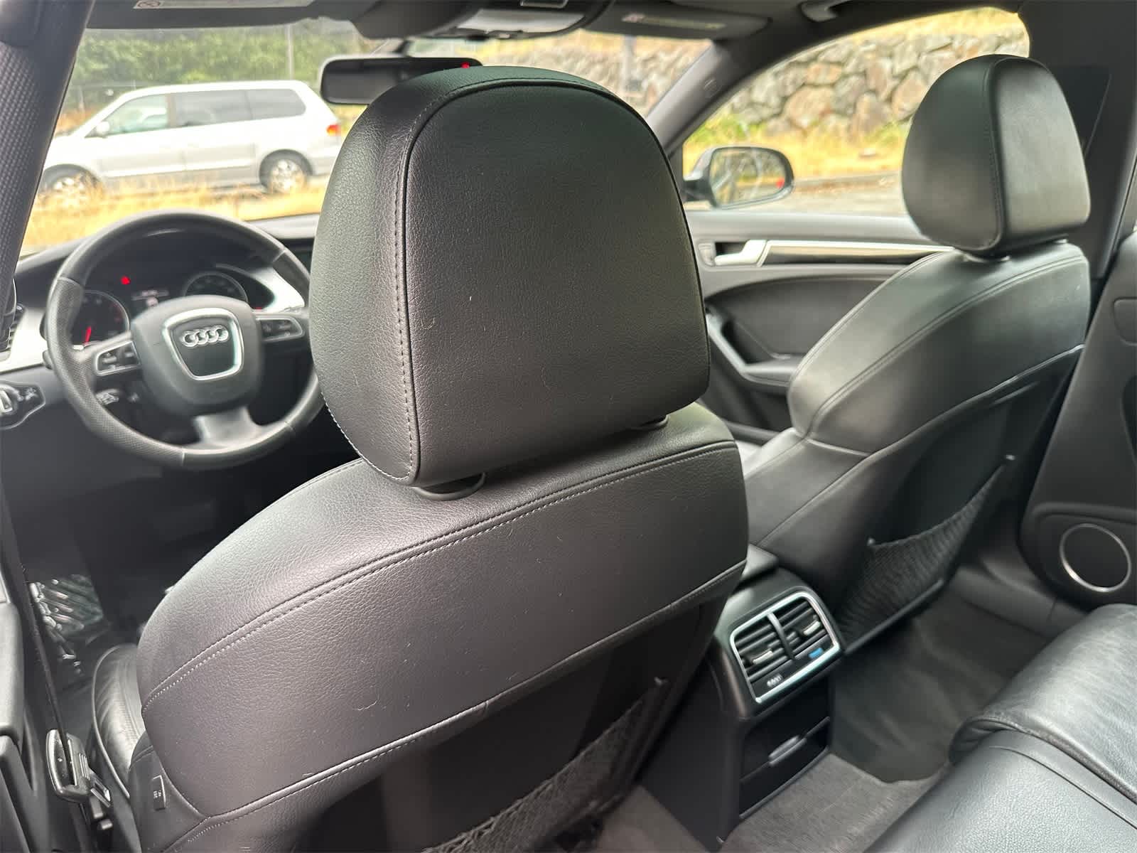 Thumbnail: 2011 Audi A4 - 10