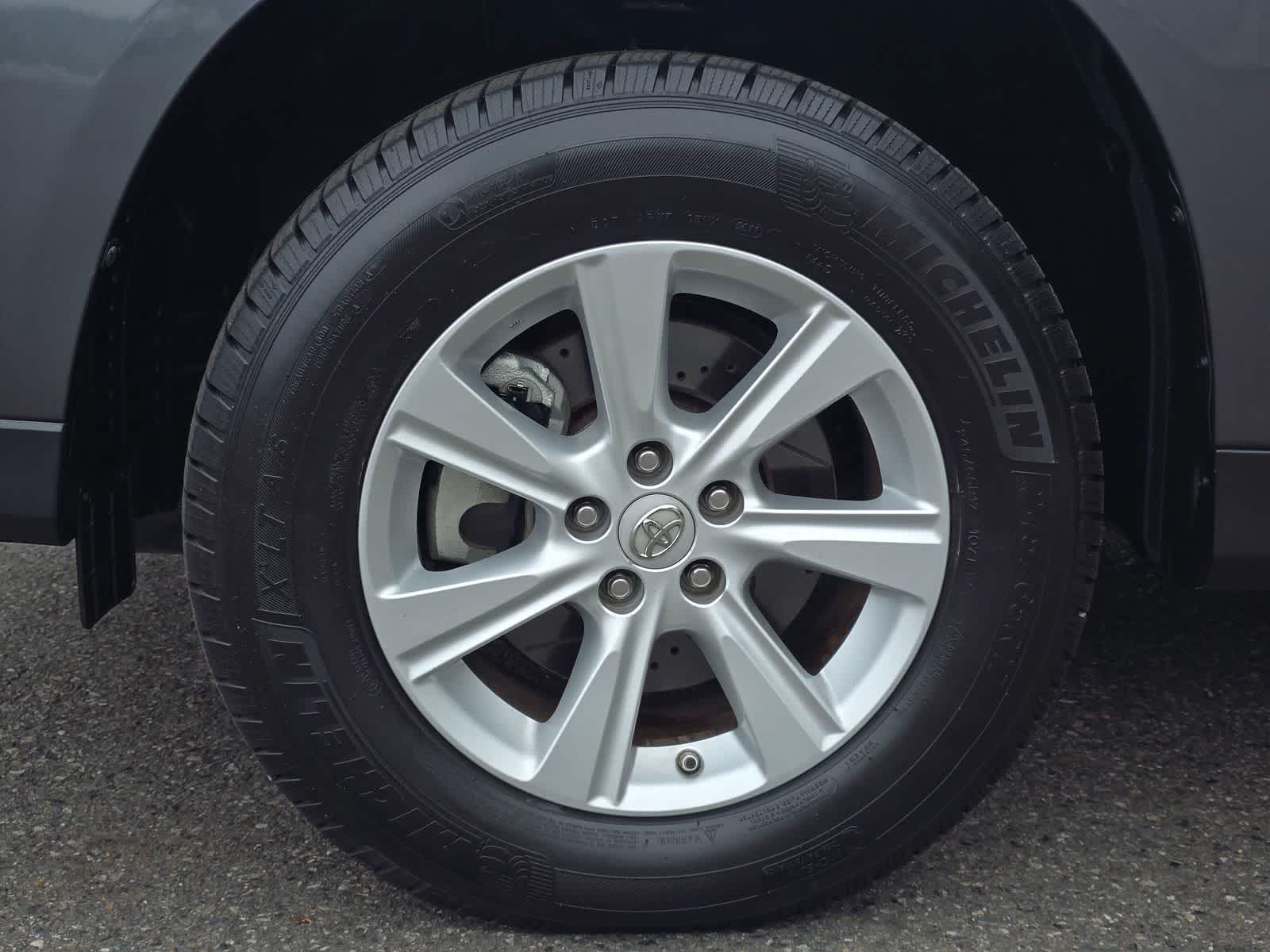 2011 Toyota Highlander SE - Photo 8