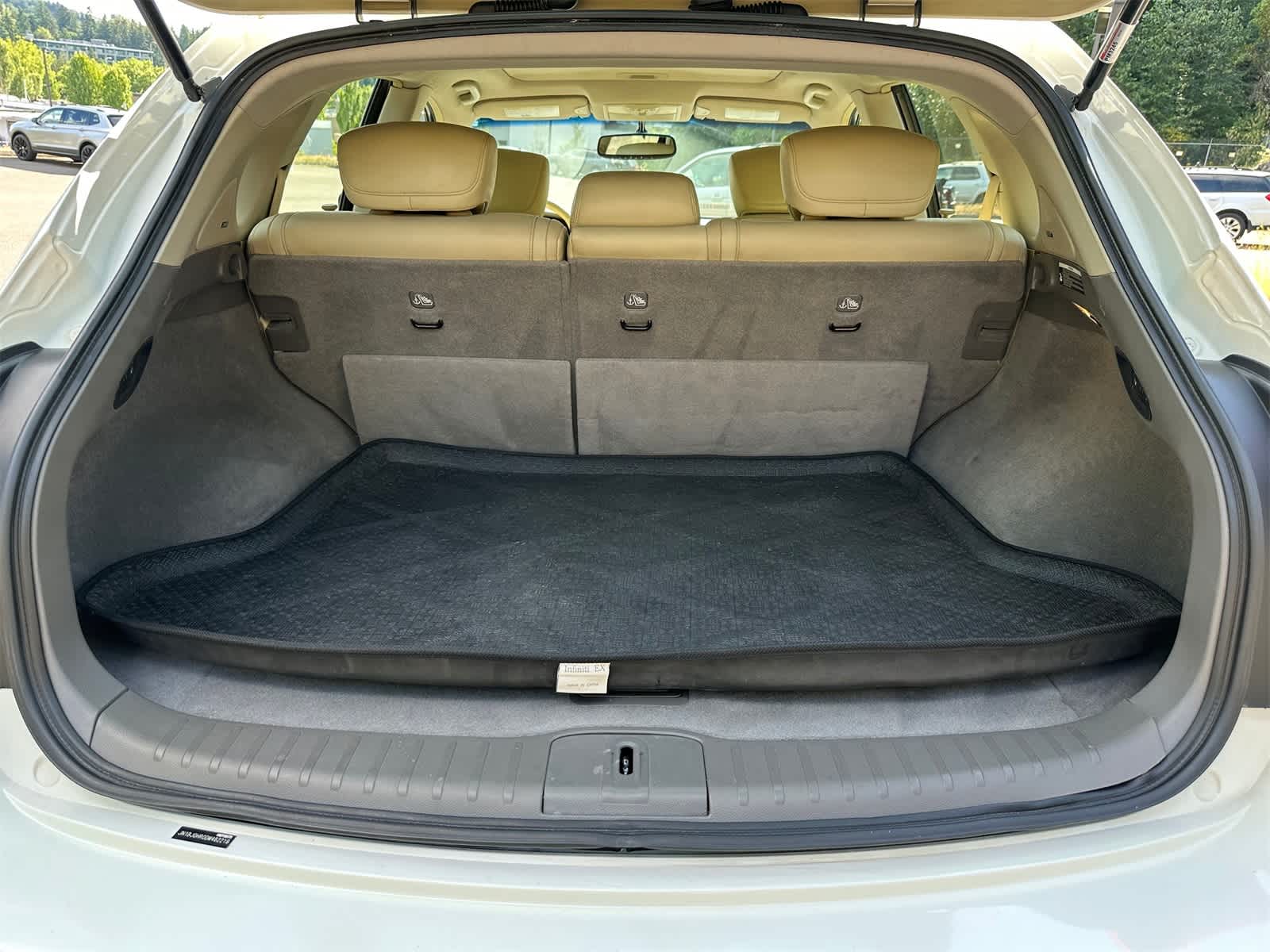 Thumbnail: 2013 INFINITI EX37 - 26
