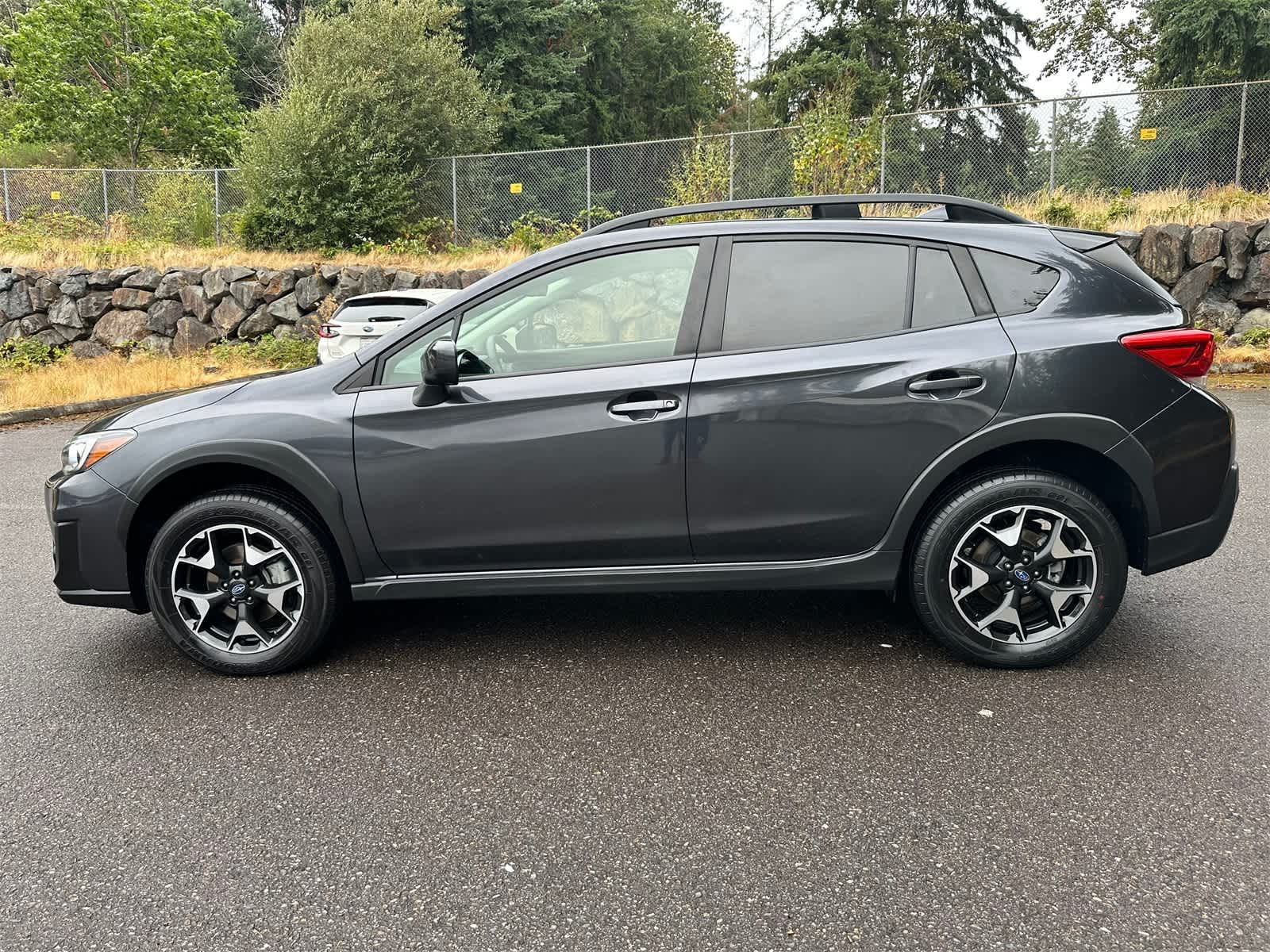 2019 Subaru Crosstrek 2.0i Premium photo 3