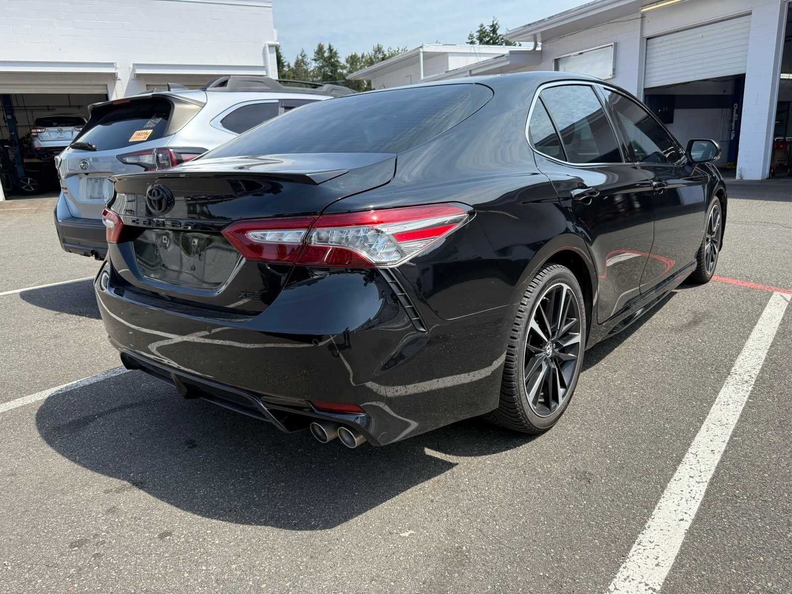 Thumbnail: 2018 Toyota Camry - 3