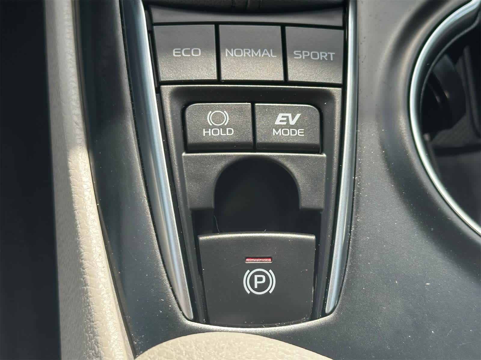 2018 Toyota Camry XLE 21