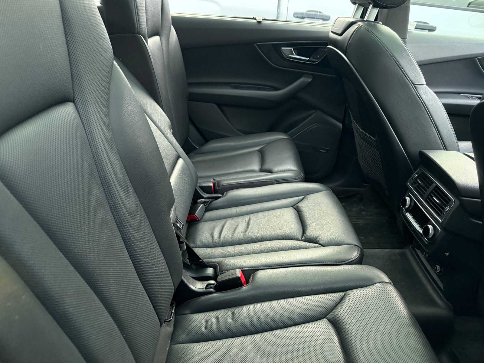 Thumbnail: 2018 Audi Q7 - 8