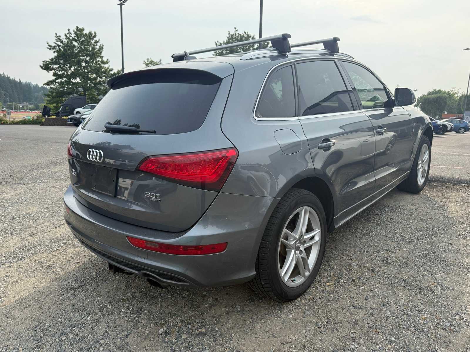 Thumbnail: 2013 Audi Q5 - 3