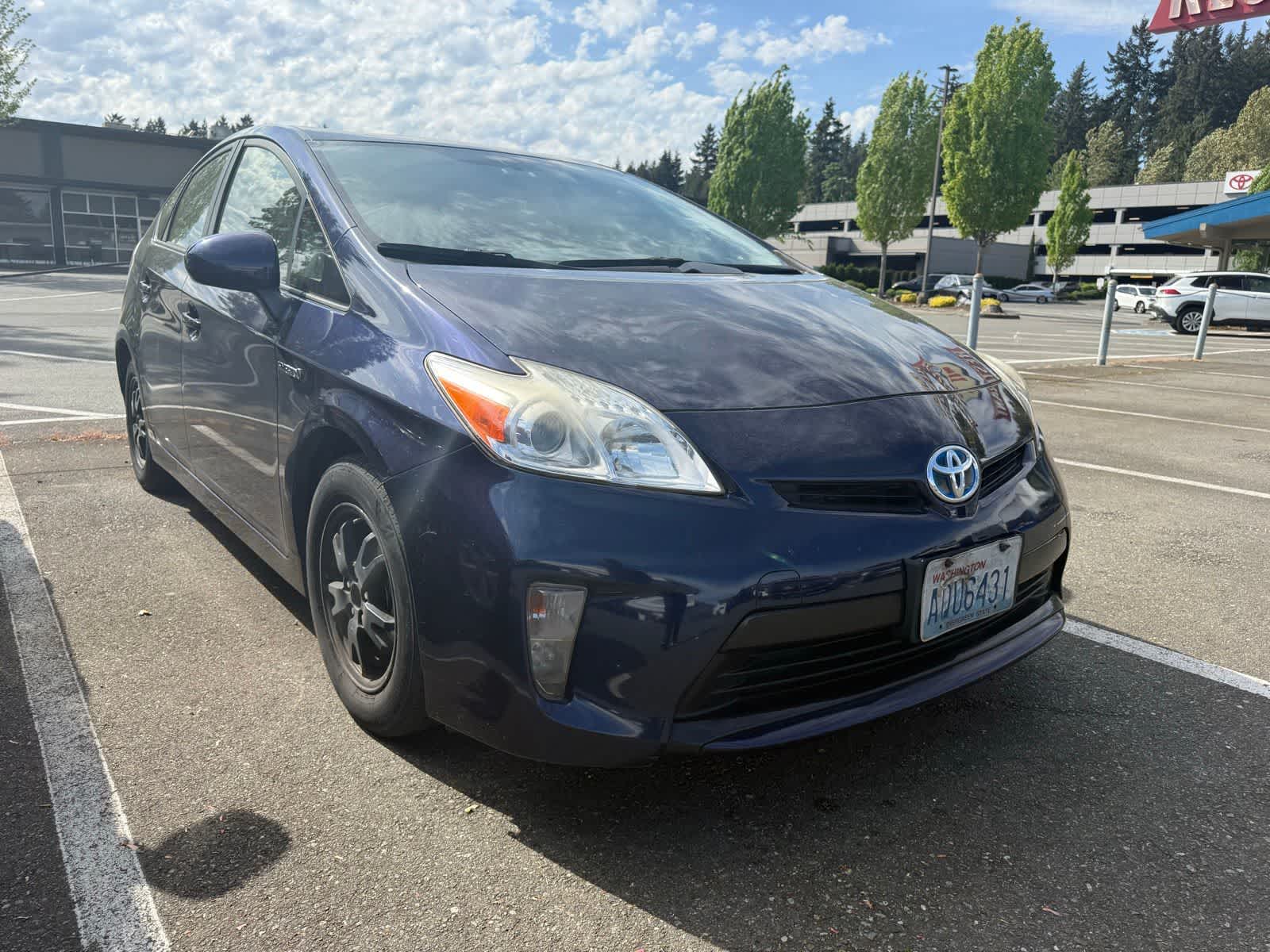 Thumbnail: 2014 Toyota Prius - 4