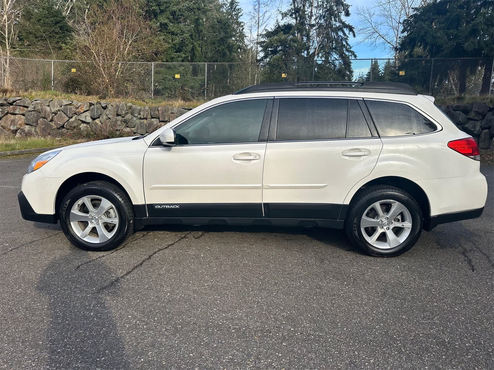 Thumbnail: 2014 Subaru Outback - 2