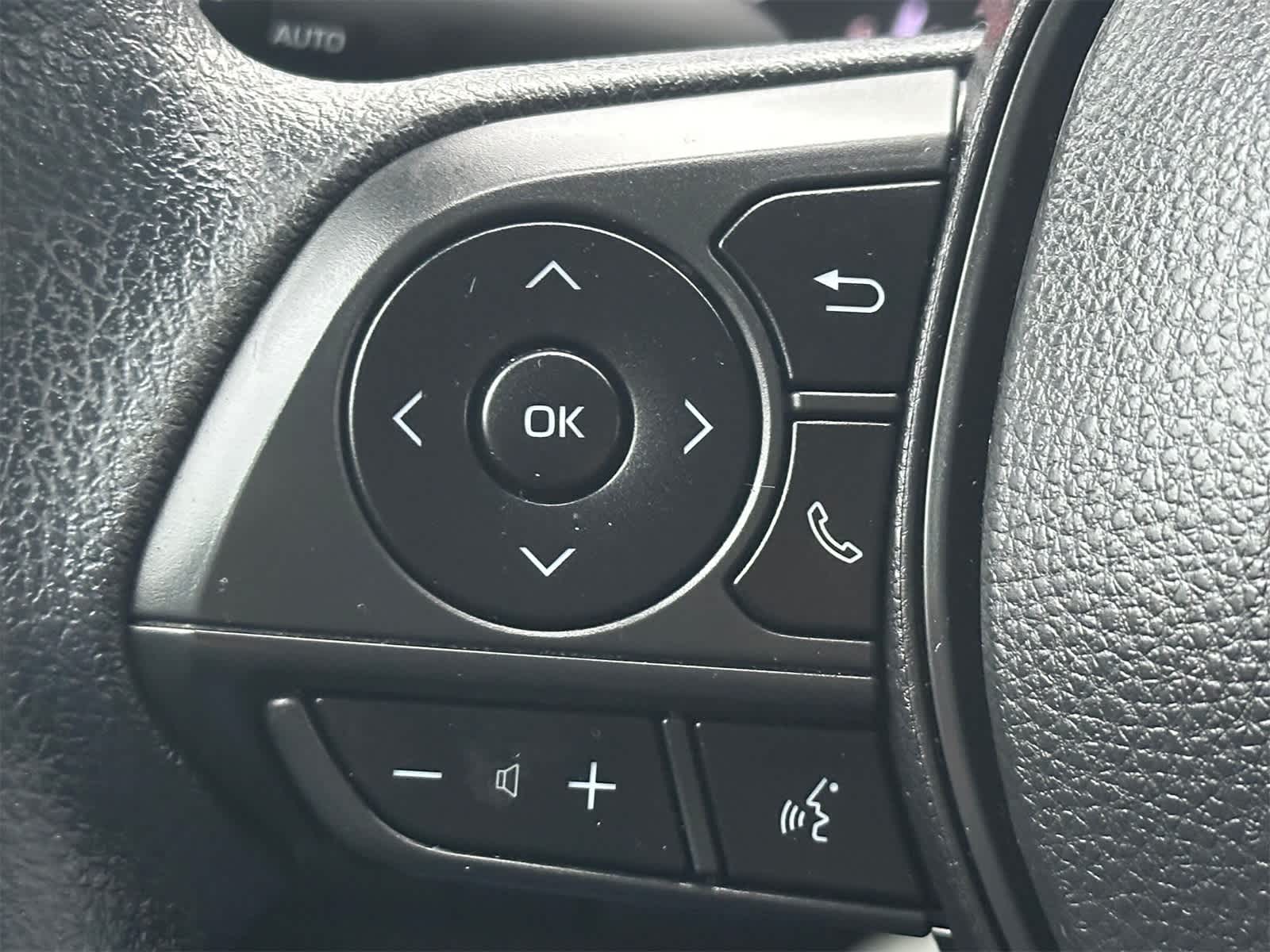 Thumbnail: 2021 Toyota Corolla - 22